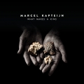 Album What Makes A King